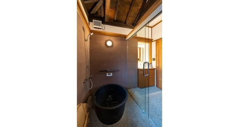 Traditional Ev (Private Vacation)