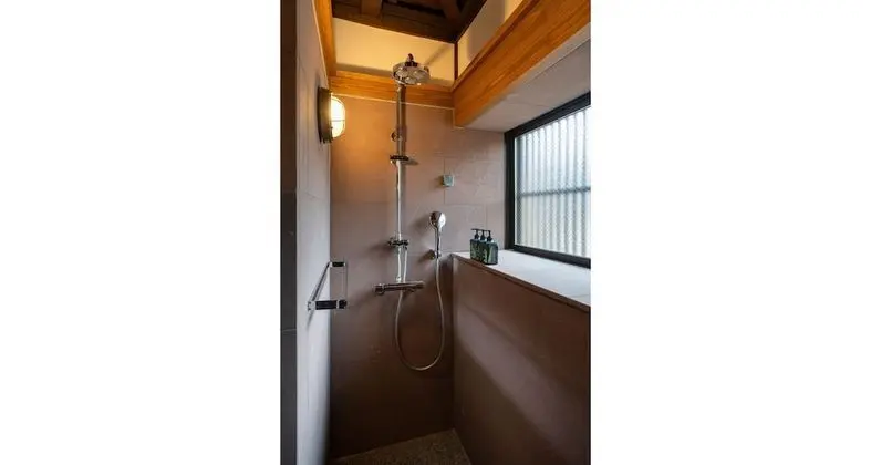 Traditional Ev (Private Vacation)
