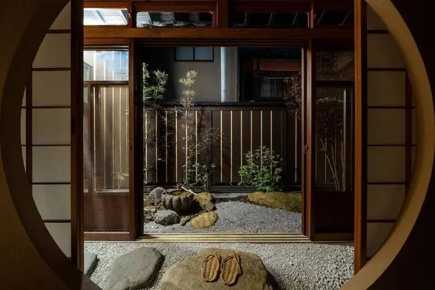 Traditional Ev (Private Vacation)