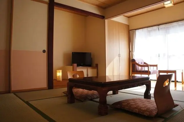 Oda (Japan Style w/ Pvt.Toilet, 8Tatamimat)