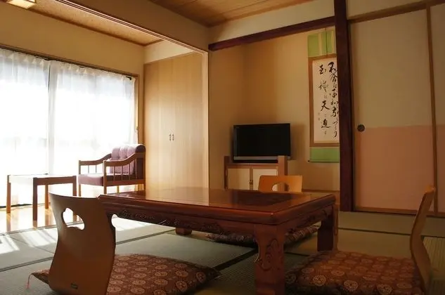 Oda (JapanStyle w/ Pvt.Toilet, 10Tatamimat)