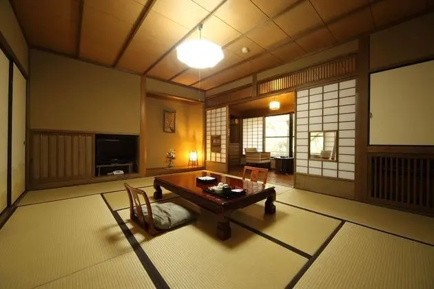 Traditional Oda, Ortak Banyo (Japanese Style, Main Bulilding)
