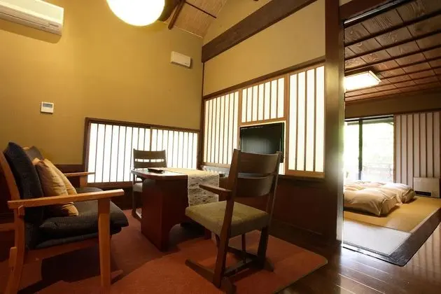Traditional Oda (Japanese Style)