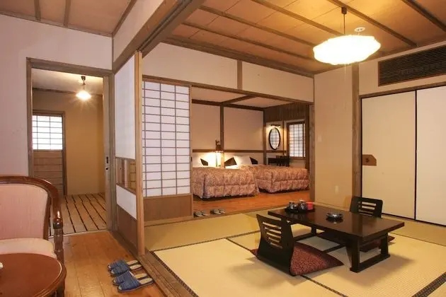 Traditional Oda (Japanese Western-style, A)