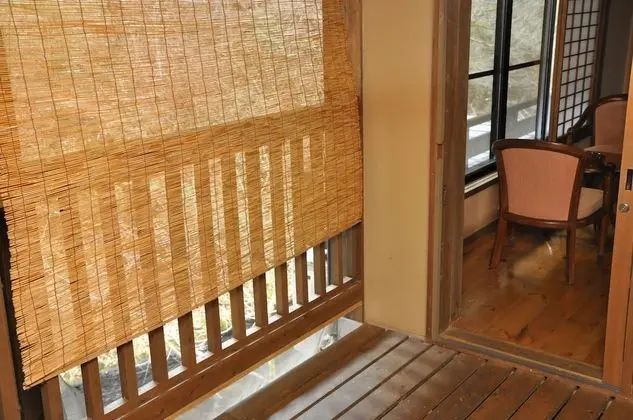 Traditional Oda (Japanese Western-style, A)