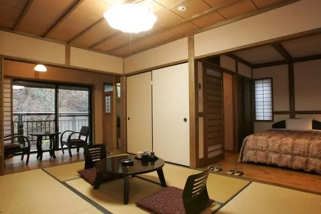 Traditional Oda (Japanese Western style B)