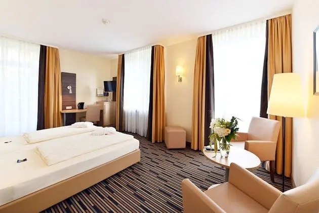 Comfort Tek Büyük Yataklı Oda