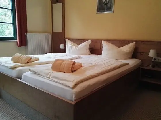 Tek Büyük Yataklı Oda