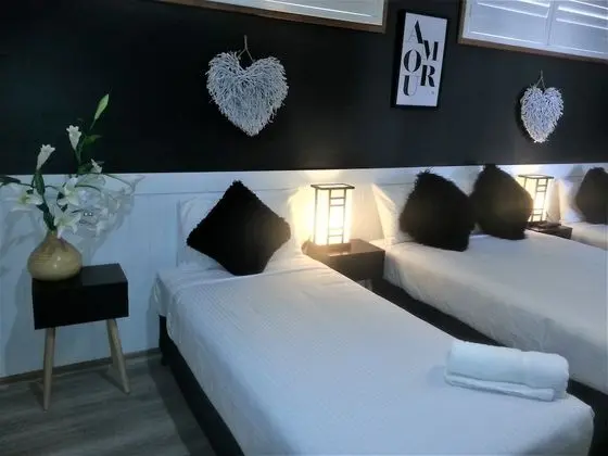 Family Oda, Sigara İçilmez