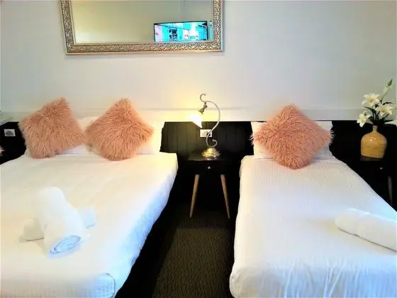 Standard Oda, Sigara İçilmez (TWIN ROOM)