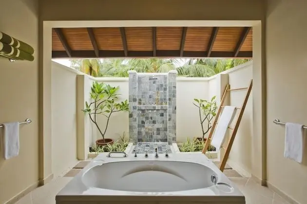 Deluxe Bungalov, Denize Sıfır