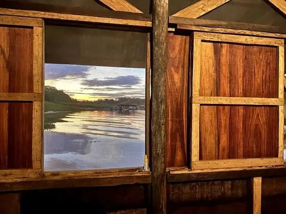 Süit, Balkon, Göl Manzaralı (Flotante)