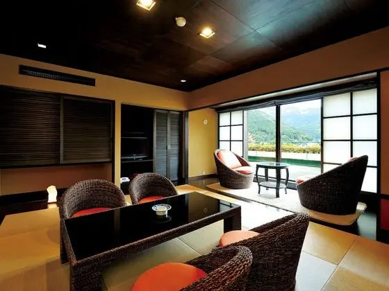 Traditional Oda (DinnerBuffet FreeDrinks,NoBed/Meal U5)