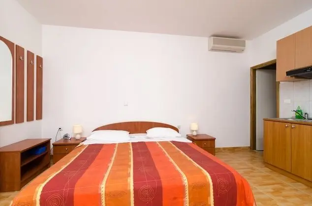 Standard Studio with Terrace A5