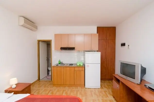 Standard Studio with Terrace A5