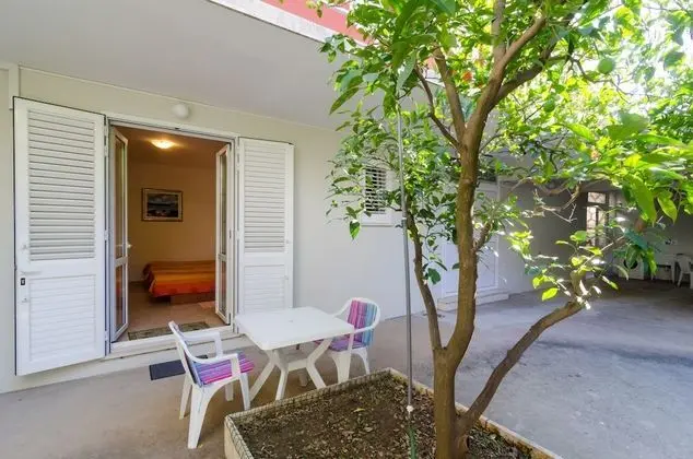 Twin or Double studio with terrace A2