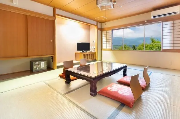 Traditional Oda, Bağlantılı Odalar (JapaneseStyl 10+8 Tatami NoPvtBath)