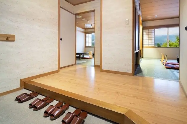 Traditional Oda, Bağlantılı Odalar (JapaneseStyl 10+8 Tatami NoPvtBath)