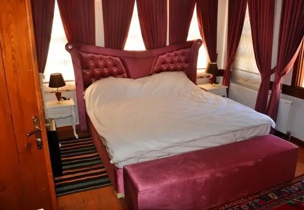 Triple, Şehir Manzaralı