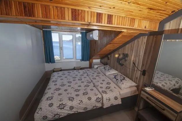 Çatı Katı Standart Oda, Deniz Manzaralı