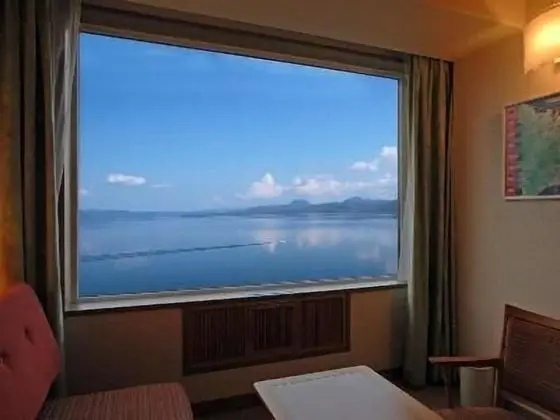 İki Ayrı Yataklı Oda, Sigara İçilmez, Göl Manzaralı