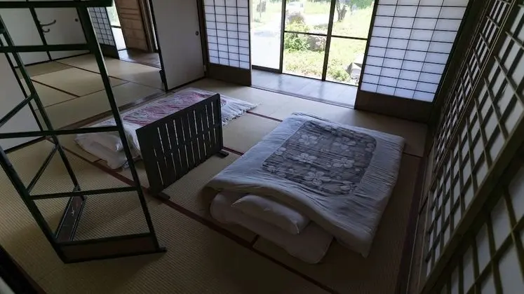 Ortak Ranzalı Oda, Sadece erkekler için