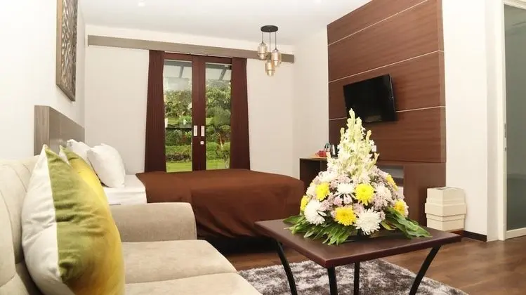 Grand Oda (Deluxe)