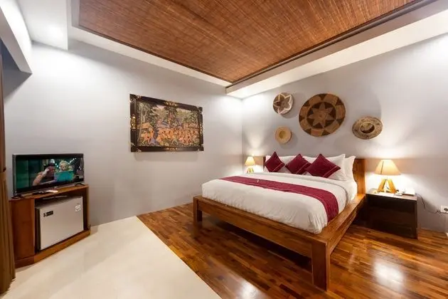 Villa, 6 Yatak Odası, Kişiye Özel Havuzlu