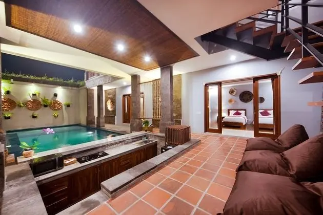 Villa, 6 Yatak Odası, Kişiye Özel Havuzlu