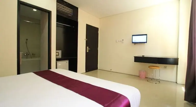 Deluxe Oda (Room Only)