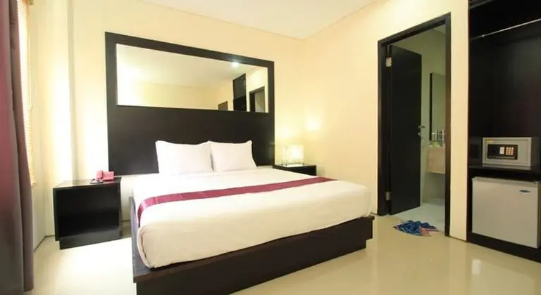 Deluxe Oda (Room Only)
