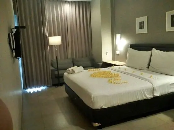 Deluxe Tek Büyük Yataklı Oda