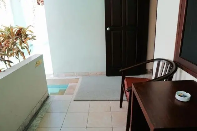 Tek Büyük veya İki Ayrı Yataklı Oda, Havuz Kullanımı