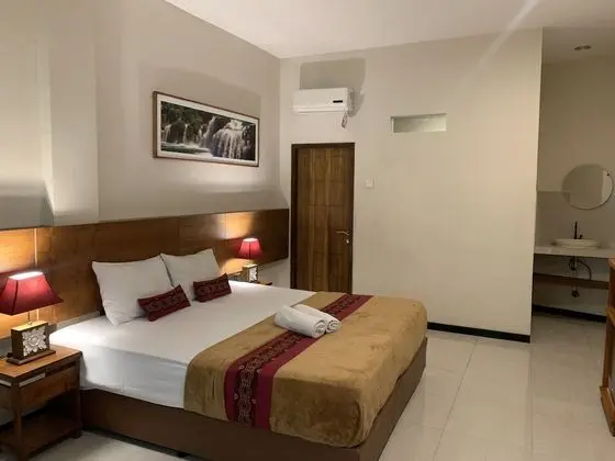 Deluxe Tek Büyük Yataklı Oda