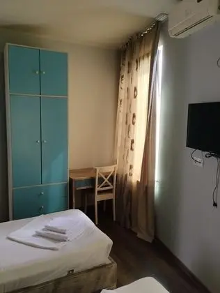 Economy Tek Büyük Yataklı Oda