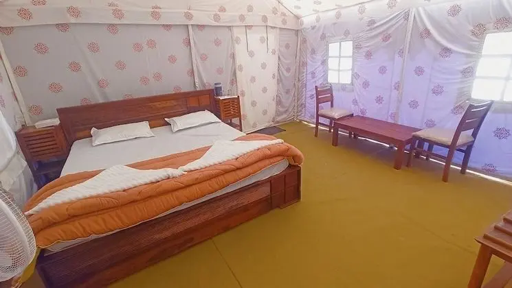 Deluxe Çadır, 1 En Büyük (King) Boy Yatak