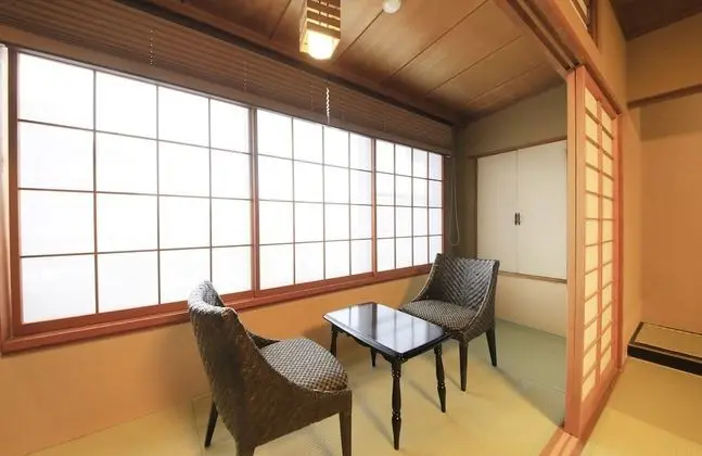 Oda, Sigara İçilmez (Japanese Western Style)