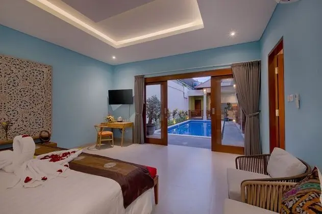 Villa, 2 Yatak Odası, Havuz Manzaralı