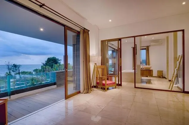 Villa Five Bedrooms With Private Pool