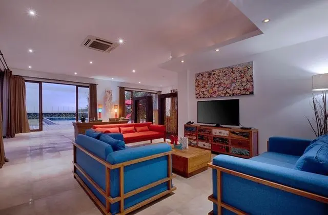 Villa Five Bedrooms With Private Pool