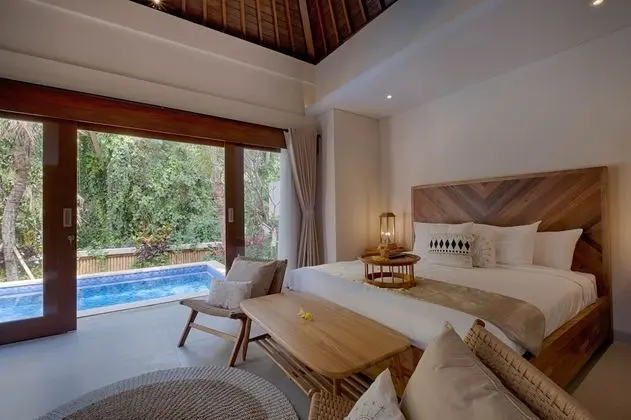 Villa, 2 Yatak Odası, Havuz Manzaralı