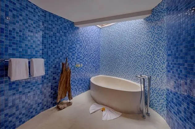 Villa, 2 Yatak Odası, Havuz Manzaralı