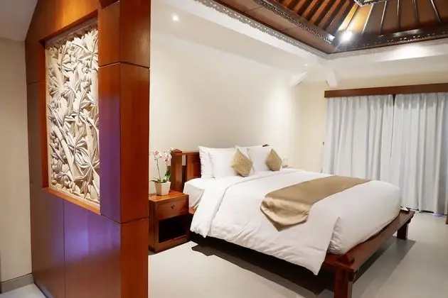 Superior Tek Büyük Yataklı Oda (Balinese Style)
