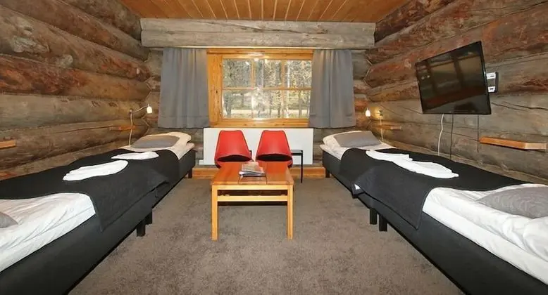 Quadruple-Room with Shared Bathroom -62- Kaira