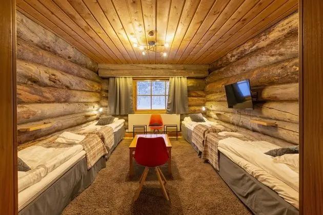 Quadruple-Room with Shared Bathroom -62- Kaira