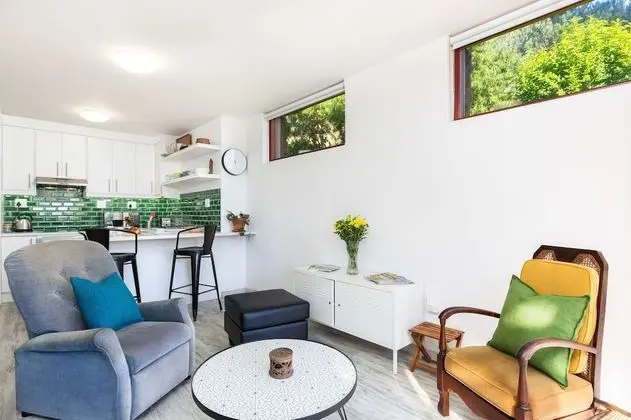 Standard Apart Daire, Bahçe Manzaralı