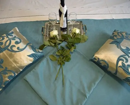 Premium Tek Büyük veya İki Ayrı Yataklı Oda (Dvornikova street, Annex)