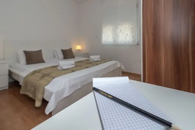 Superior Apart Daire, 1 Büyük (Queen) Boy Yatak ve Çekyat, Balkon, Kısmi Deniz Manzaralı