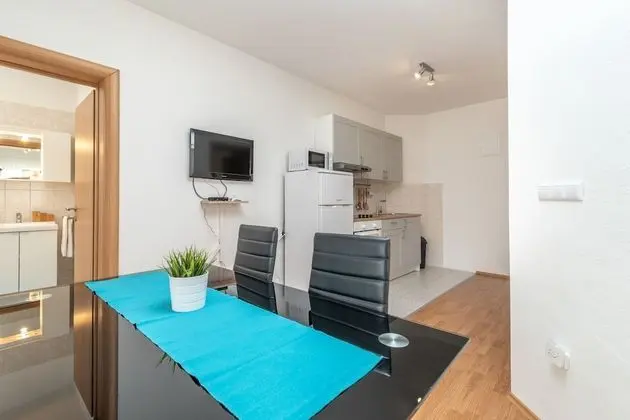 Superior Apart Daire, 1 Büyük (Queen) Boy Yatak ve Çekyat, Balkon, Kısmi Deniz Manzaralı