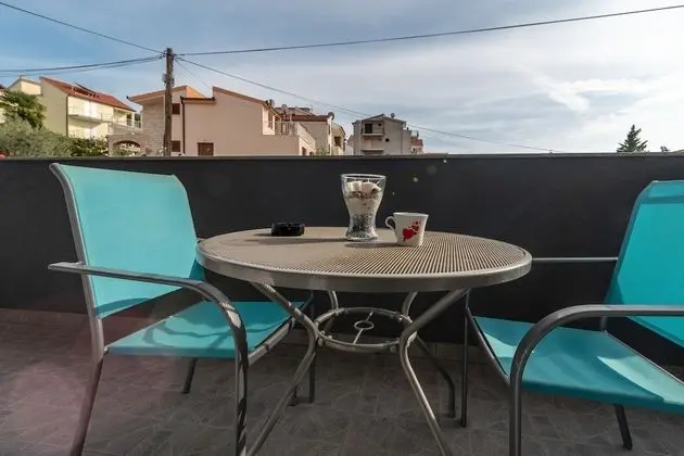 Superior Apart Daire, 1 Büyük (Queen) Boy Yatak ve Çekyat, Balkon, Kısmi Deniz Manzaralı